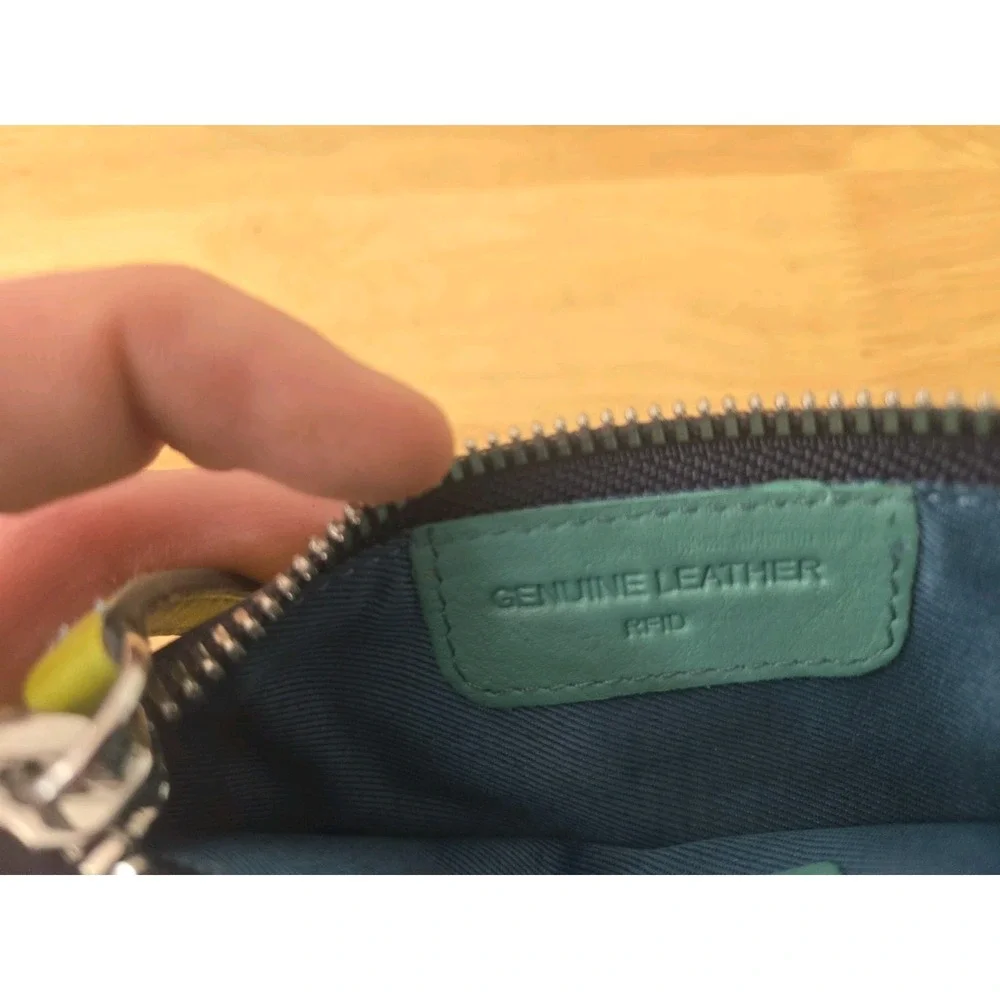 ILI New York‎ Genuine Leather Keychain Zip ID Card Case With RFID